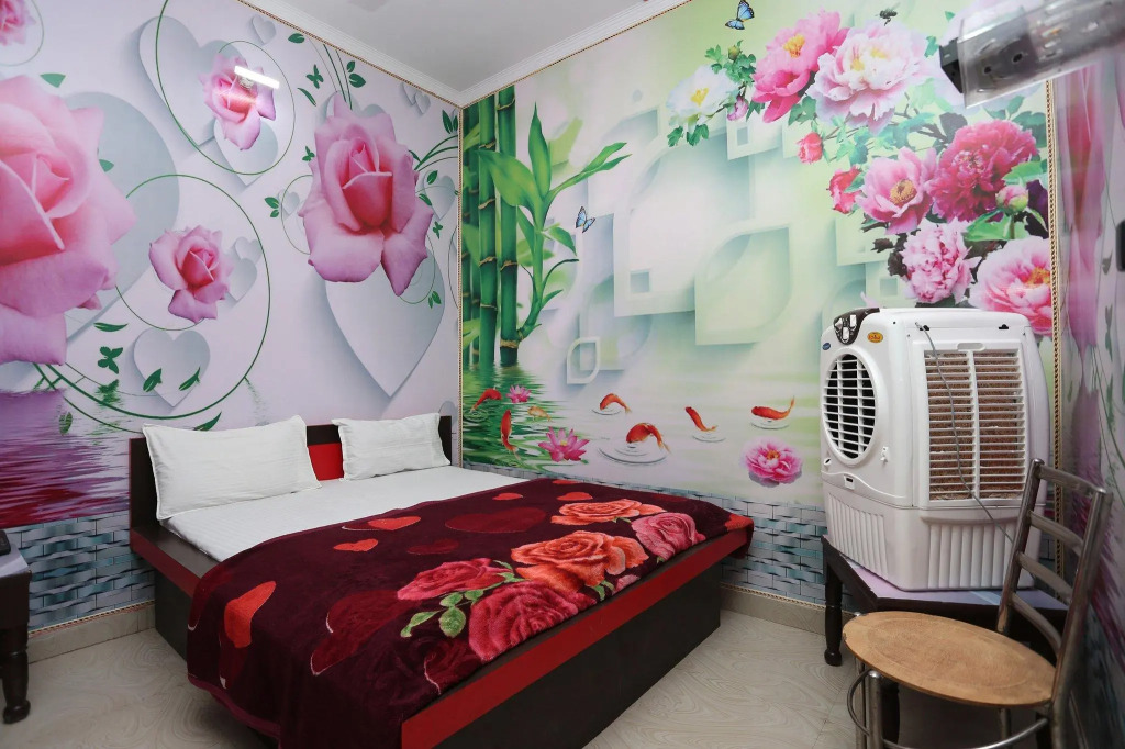 OYO Flagship 39843 Hotel 999