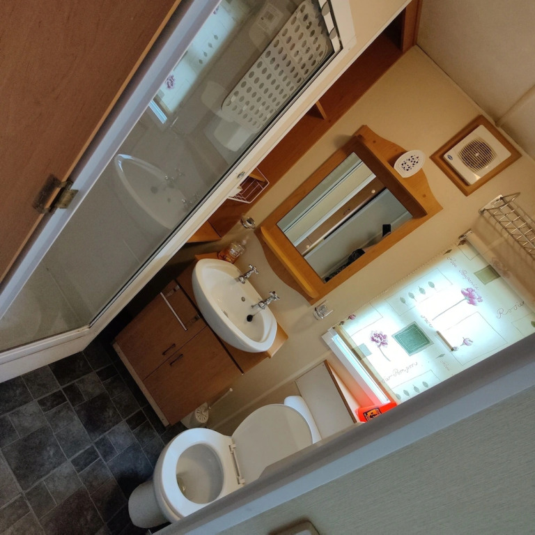 2-bed Caravan at Billing Aquadrome Northampton