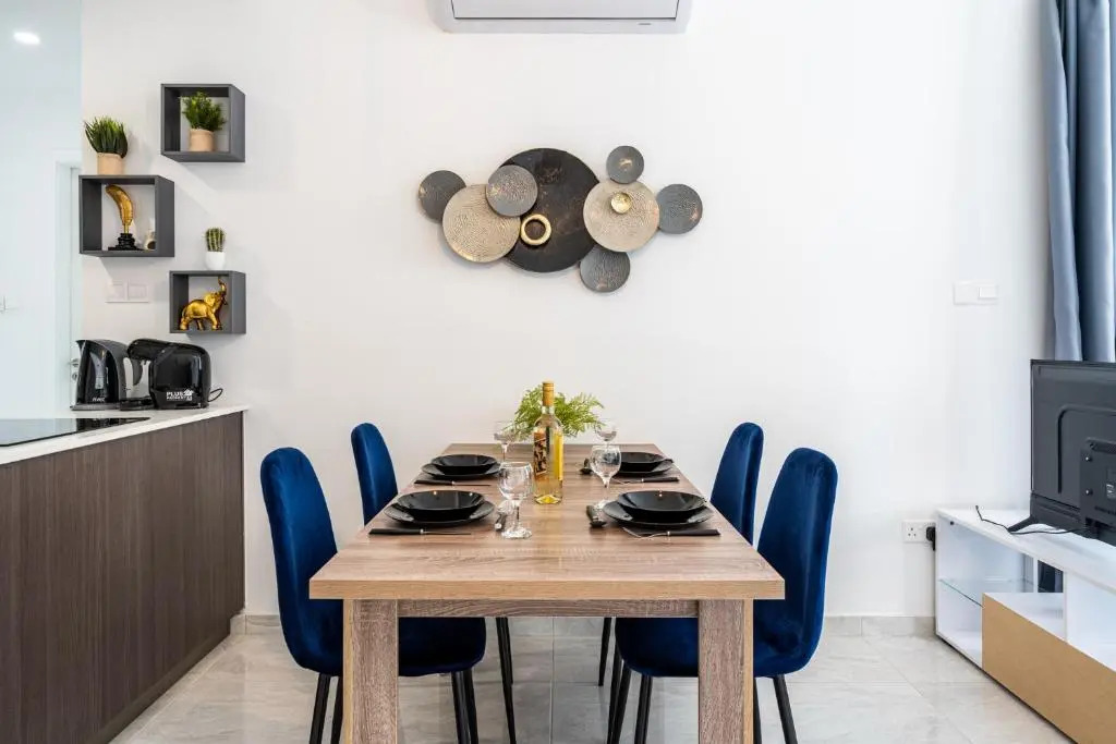 Tyche's 1 BDR apartment in Larnaca