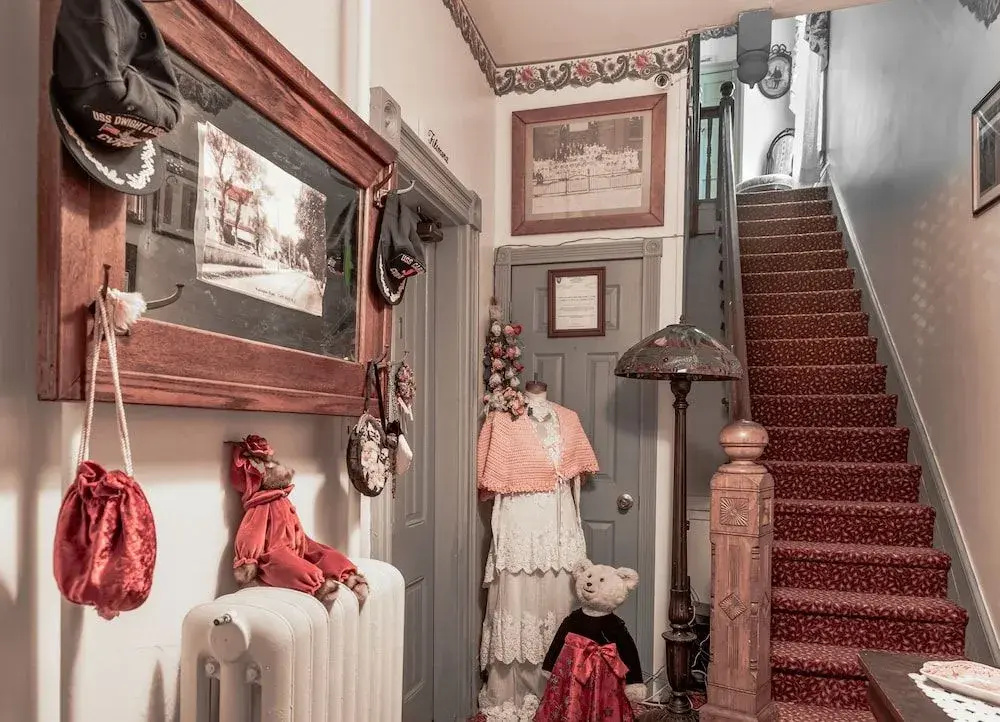 Antoinette's Apartments & Suites