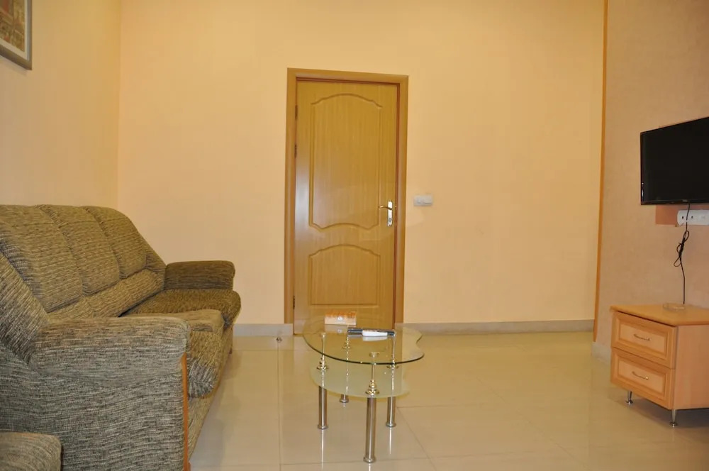 Anika Suite