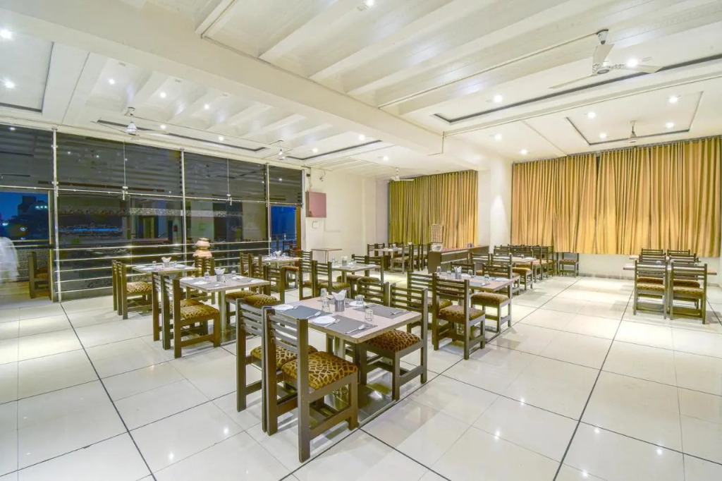 Hotel Radiant Kolhapur
