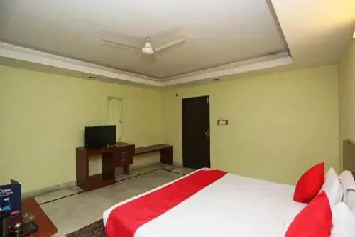 The Swagat Palace by OYO Rooms