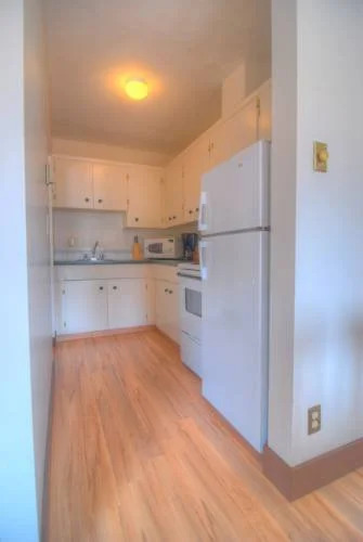 Rundle Manor Apartment Hotel