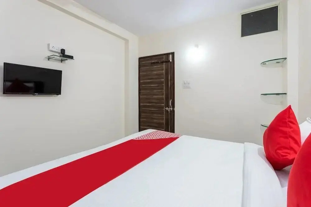 Hotel Nagar By OYO Rooms