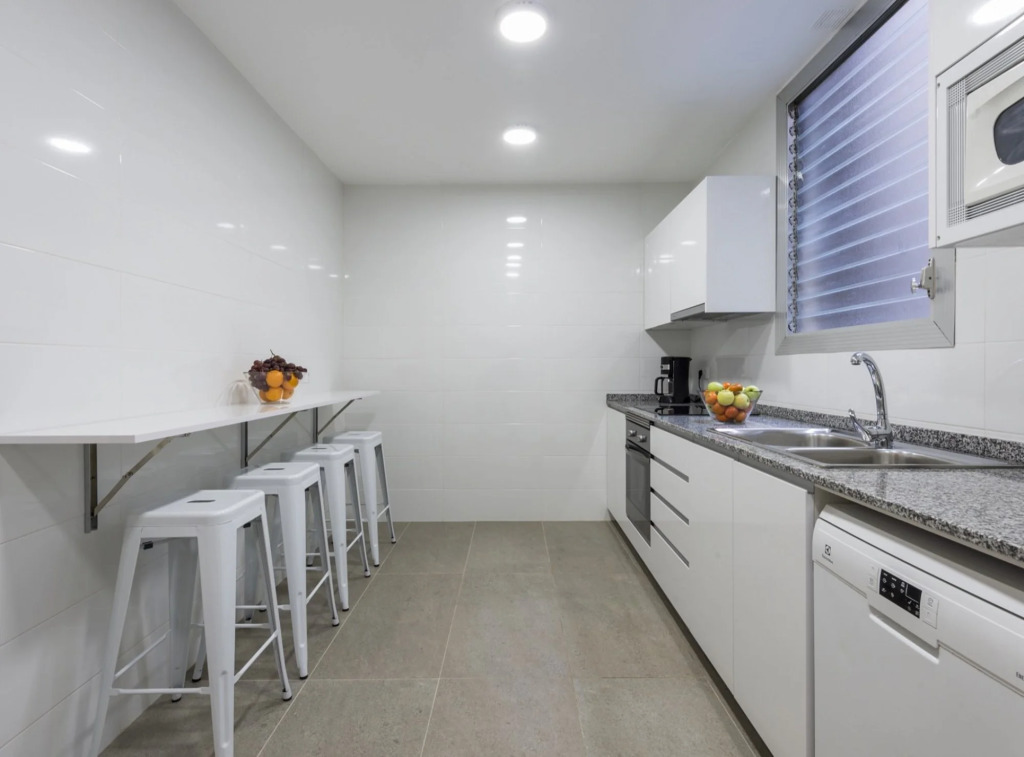 RAMBLA - Cozy Big Apartment