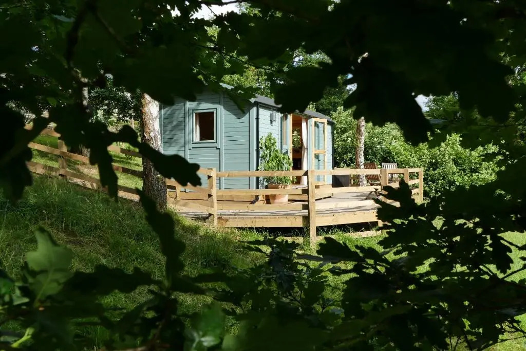 The Lookout Shepherd's Hut