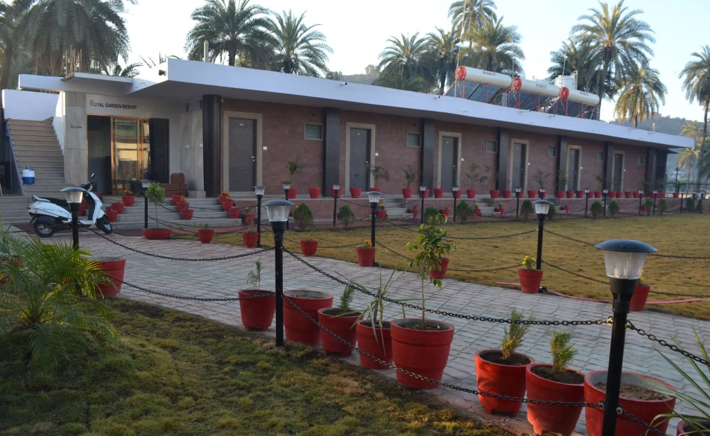 Royal Garden Retreat