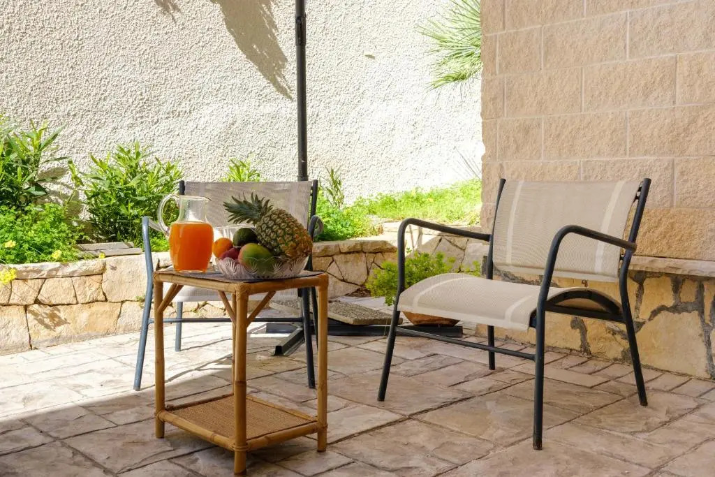 Villa With Climate, Wi-Fi and Private Parking