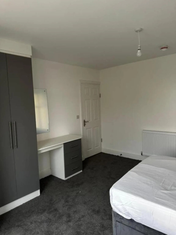 Cheetham Hill Guest House