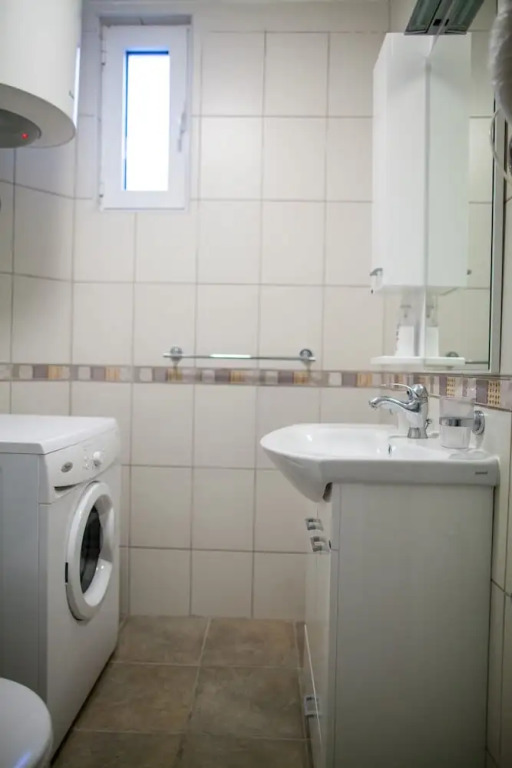 Lira Apartment
