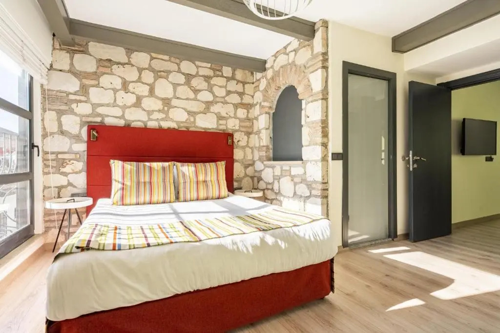 Delightful Flat Near Hadrian s Gate