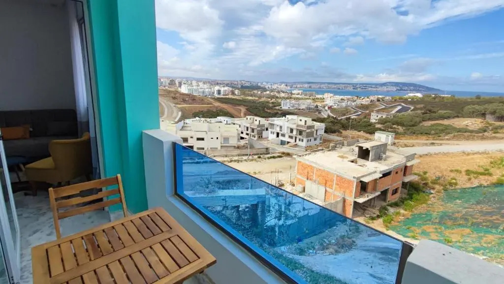 Apartment with a beautiful view on Tangier bay
