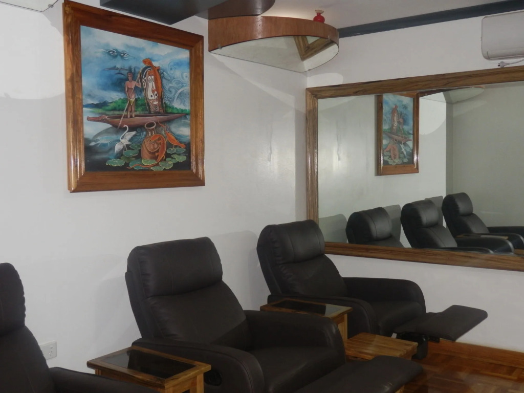 Hideaway Hotel