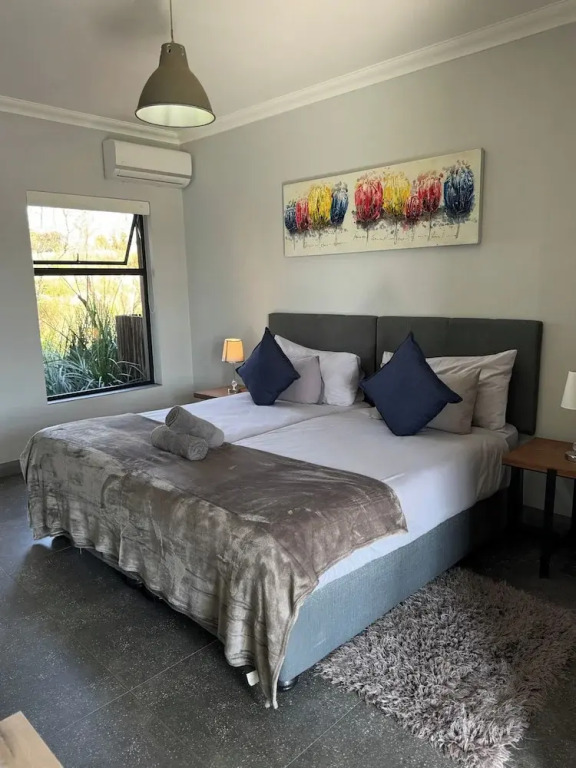 Stones Throw Manor