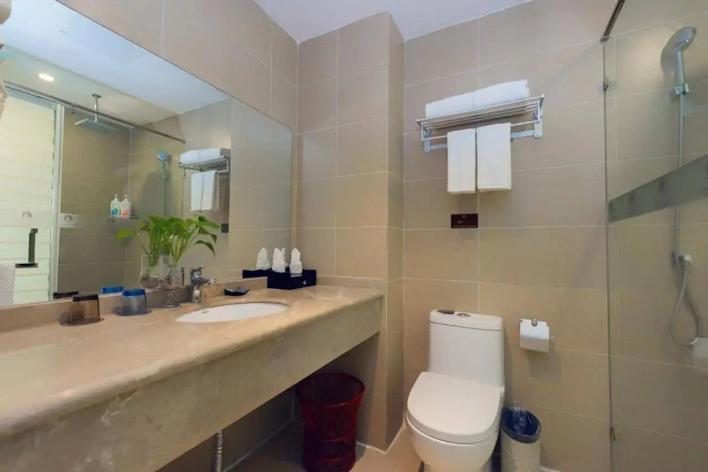 Jingrui Golden Harbor Hotel