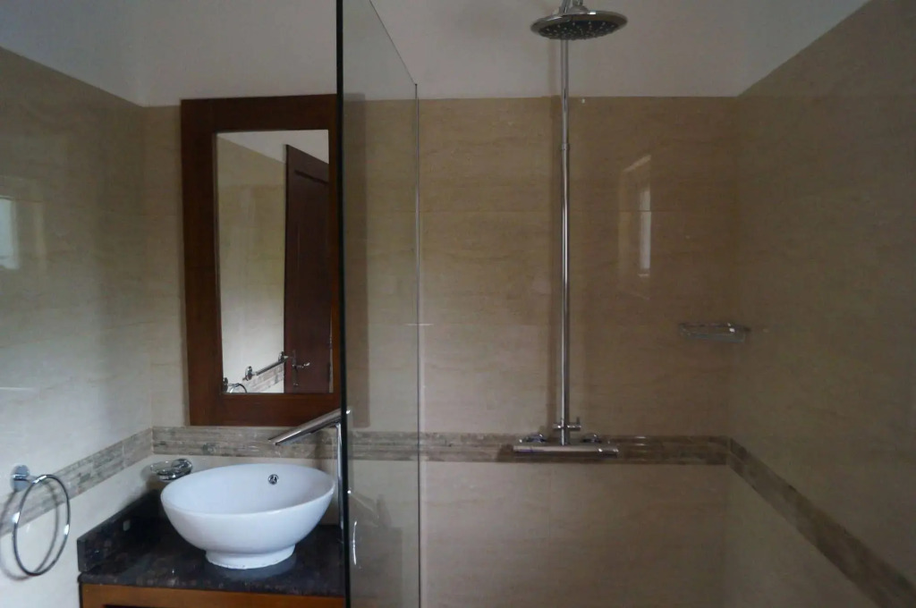 Yasad Residence
