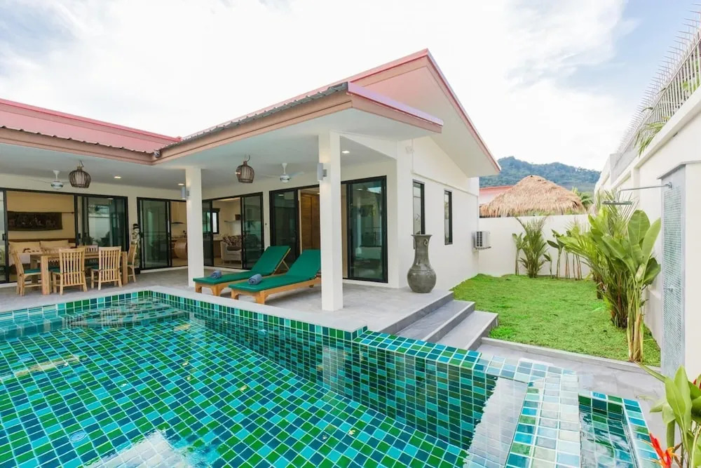 Nenuphar Villa by G Estate