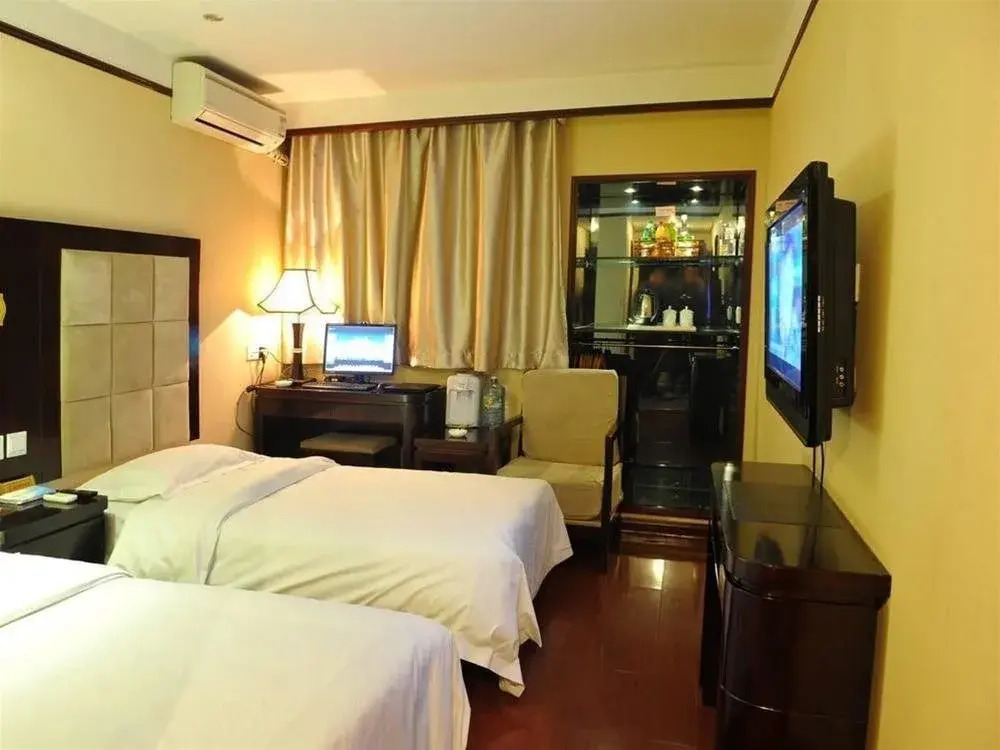 Nanfang Hotel (Xi'an Aisi Plaza City Library Subway Station)