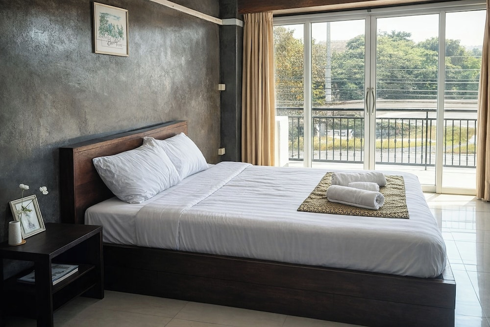 B&T Hostel