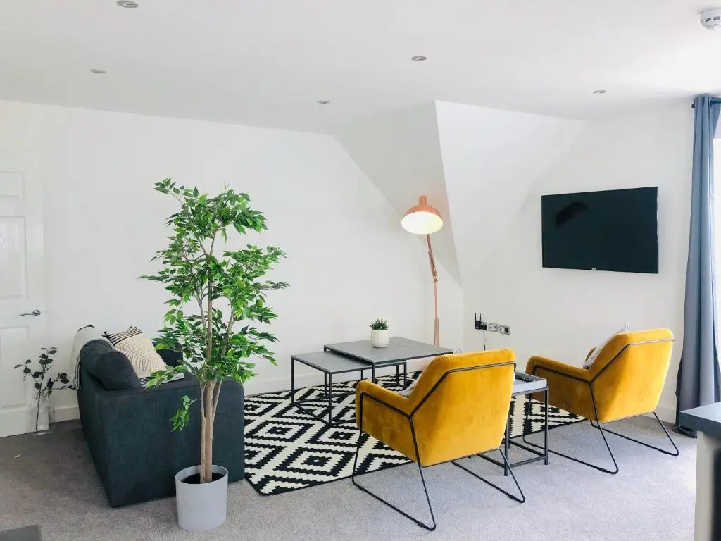 Shield Penthouse Loft - 2 Bedroom Luxe Large Apartment