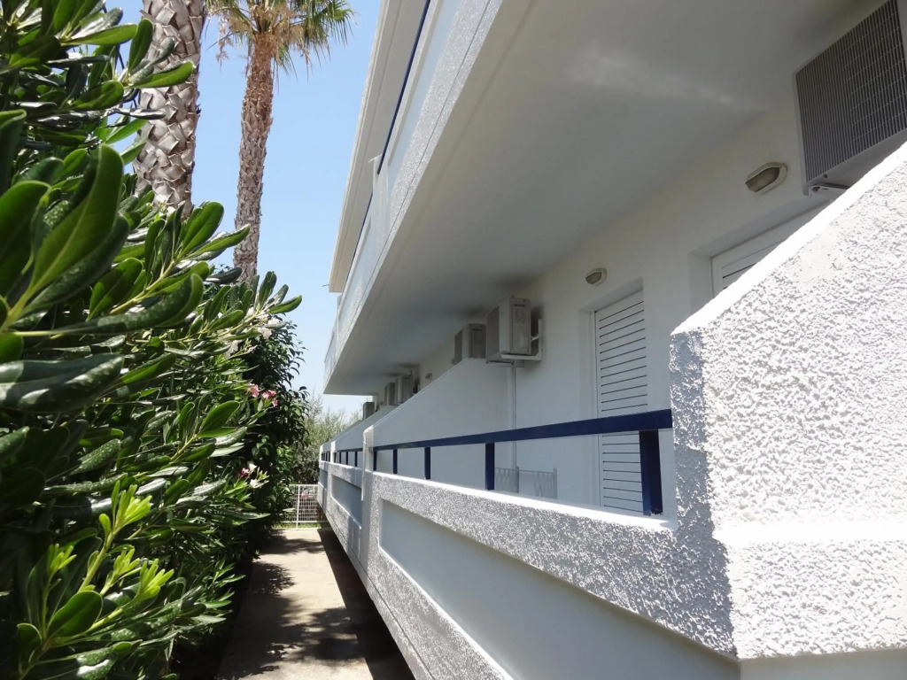 Michalis Studios & Apartments
