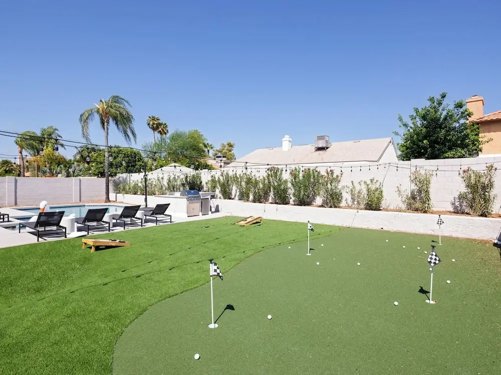 Bohemian Resort- Pool Heat Available - Golf & Games!
