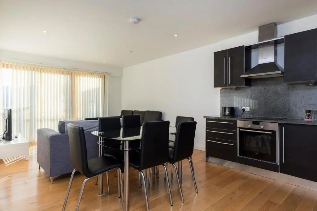 Latitude Apartment