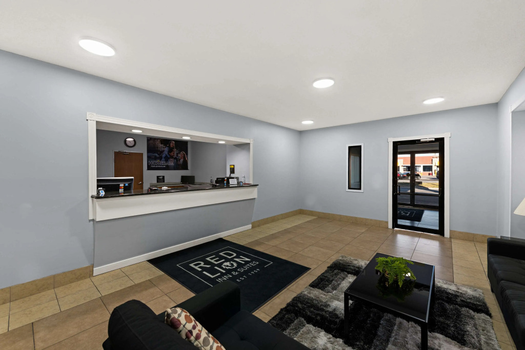 Red Lion Inn & Suites Gretna - Omaha SW