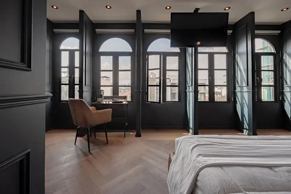 The Sapphire Room