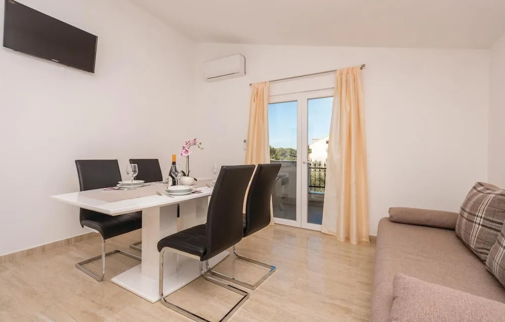 Beautiful Apartment in Biograd With 1 Bedrooms and Wifi