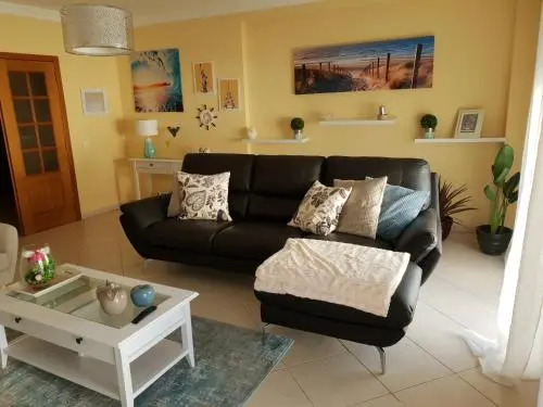 DOWNTOWN-GuestHouse