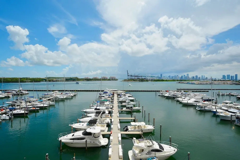 Sofi Beach Apartments