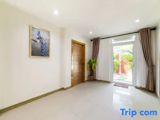 Pattaya Private 4-Bedrooms, 5-Bathrooms Pool Villa