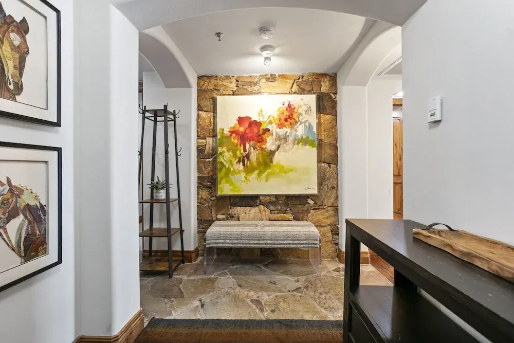 Grand Lodge - Three Bedroom Condo #401 - Ski-in/ski-out by Deer Valley Resort