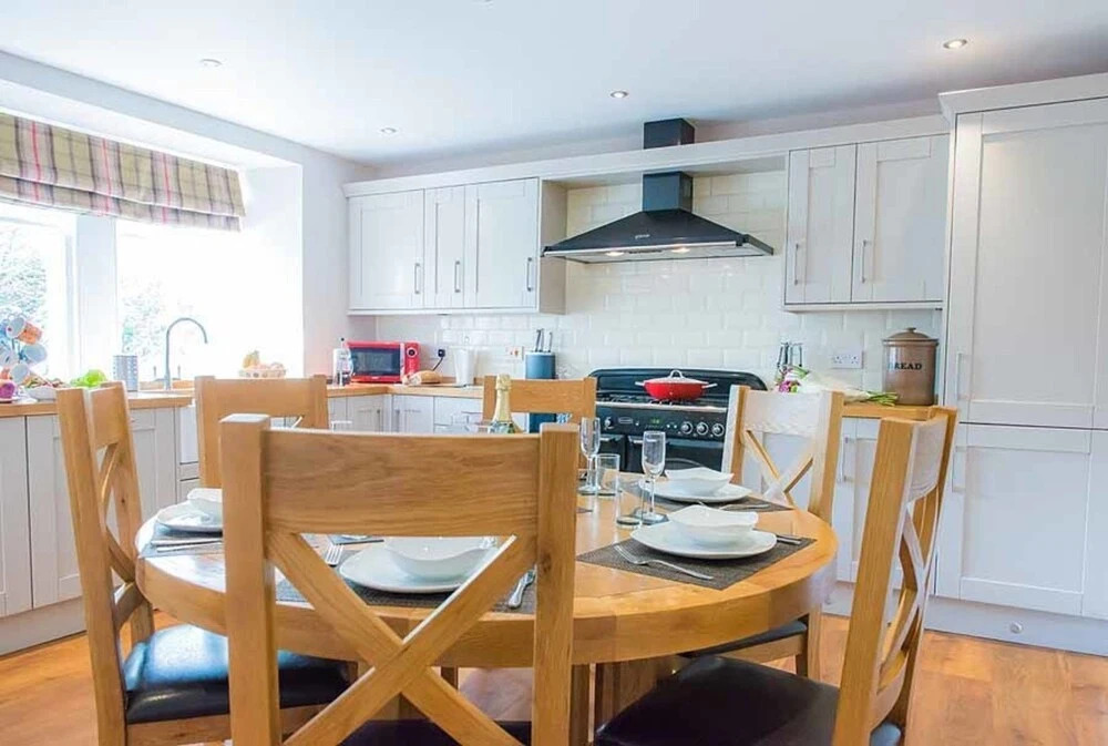Balmeadowside Farmhouse Near Cupar, Fife