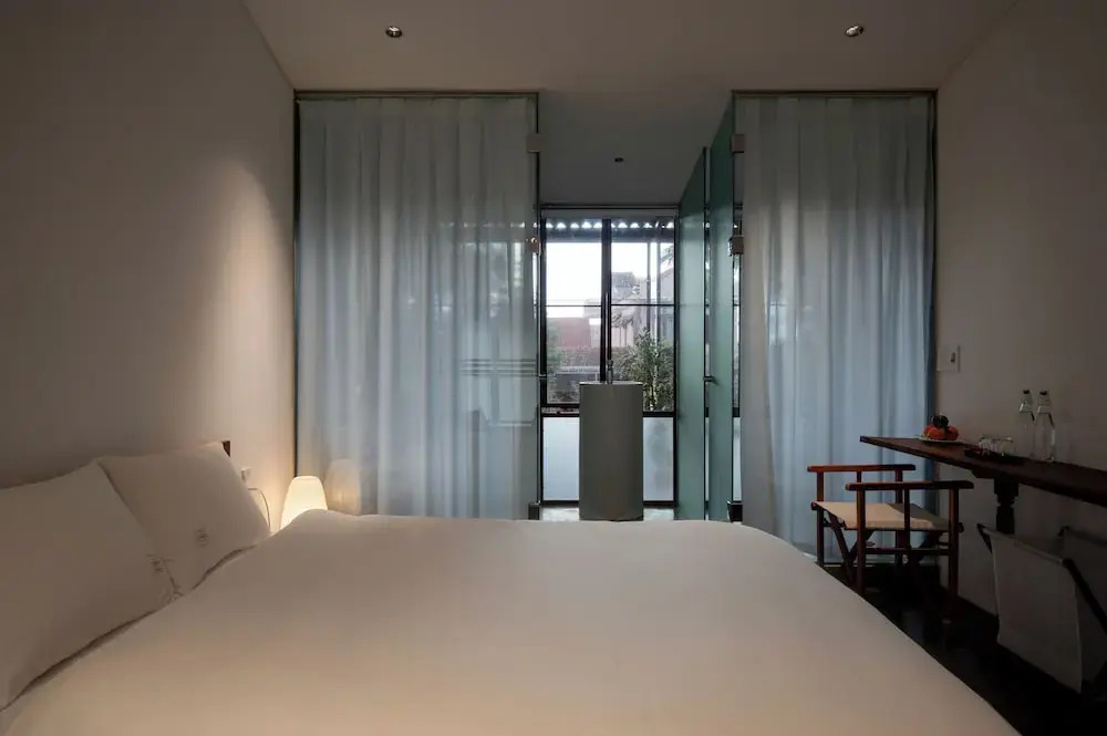 Scarlet Pavilion Homestay