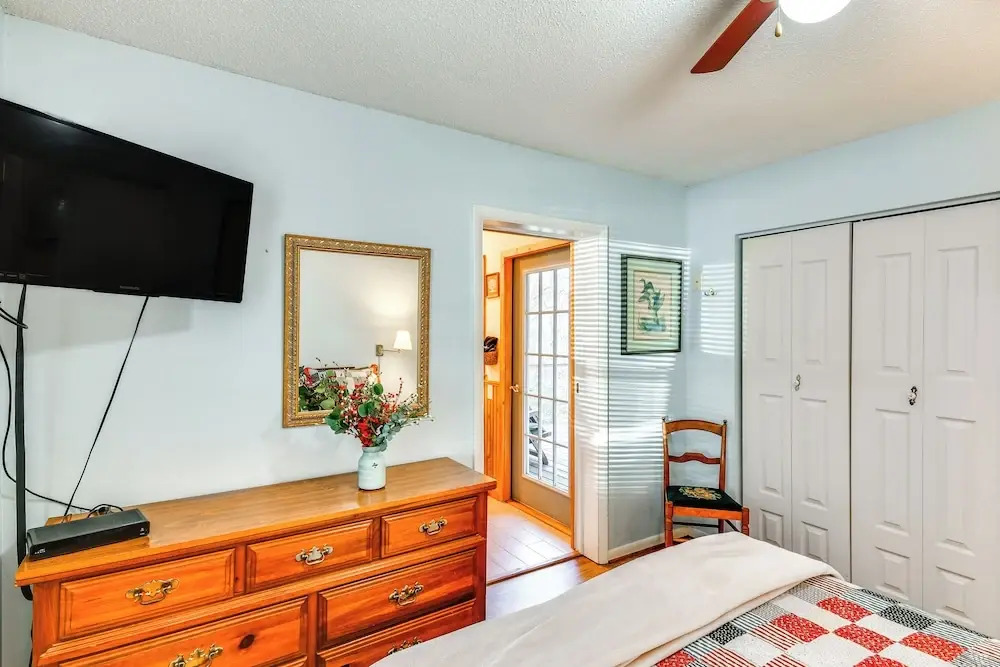 Pool & Golf Club! Riverfront Retreat in Newland