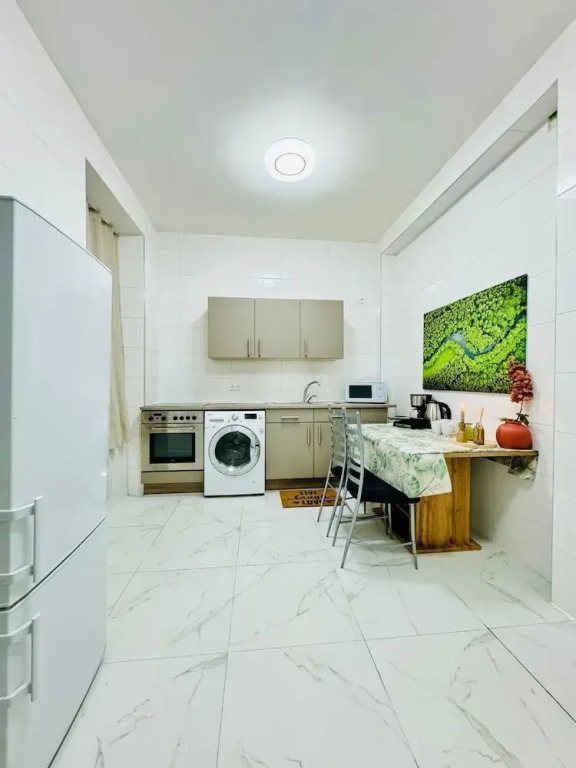 5BR Apt 10min to Matzleinsdorfer
