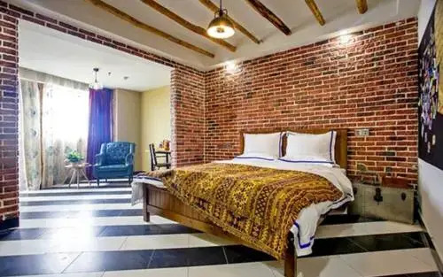 Chasha Wanyi Hotel