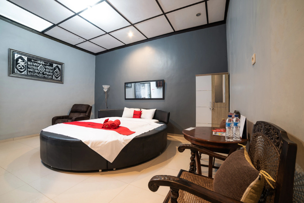 RedDoorz Syariah near RRI Malang