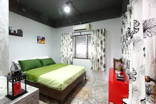 Mon Lodge & Yoga Donmuang