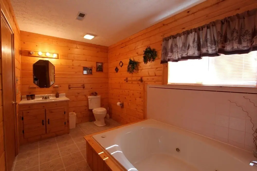 Woodhaven 1741 - Two Bedroom Cabin