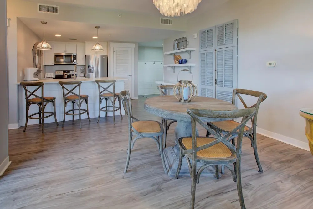 Elation 5722 - flr7 - 1BR 1BA - (4)