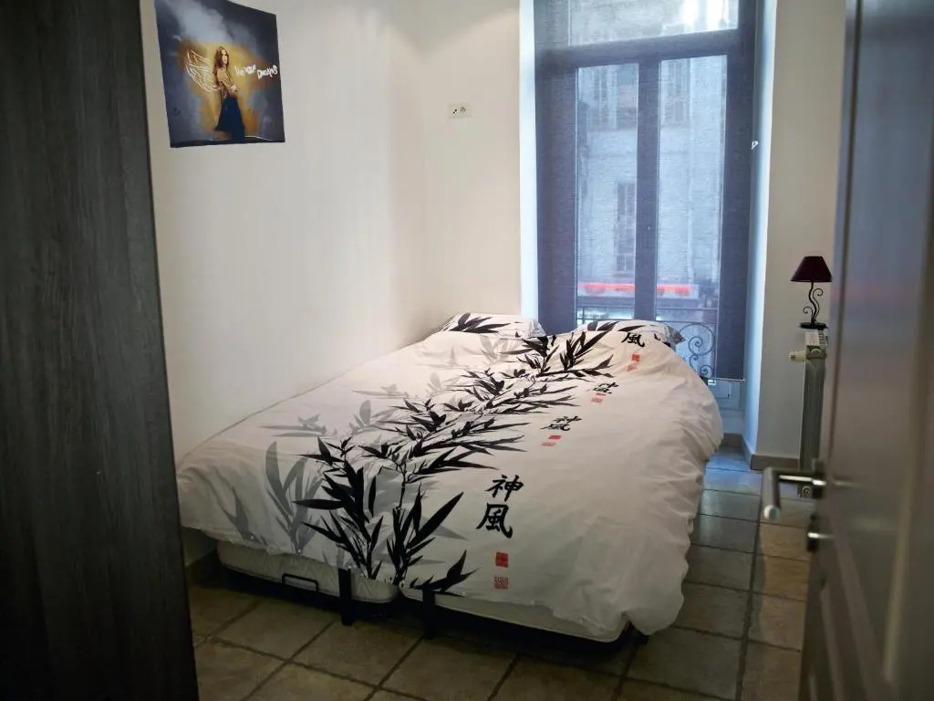 "Le Zen" by EnjoyNice, central spacious apartment with Airco, beach at 10 min