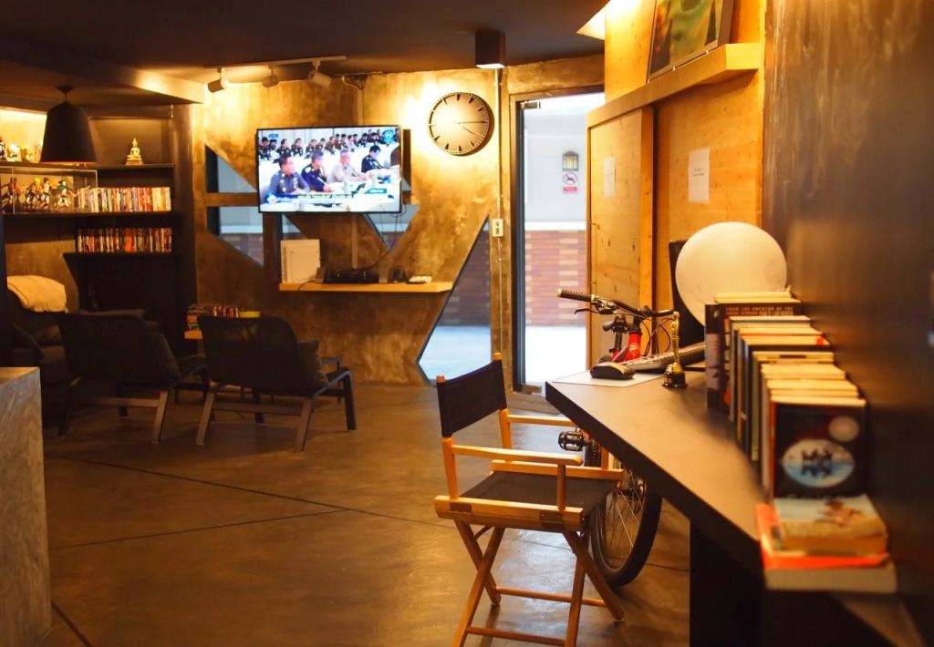 C40Winks Hostel
