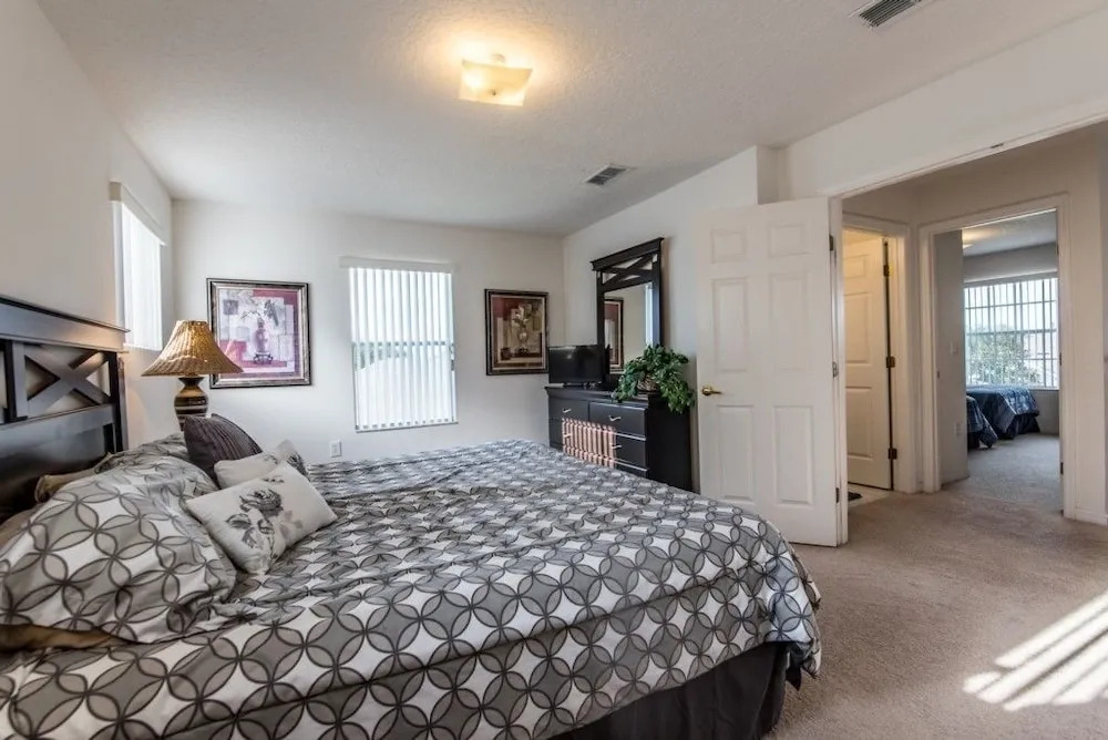 139 Minniehaha Circle House #34238
