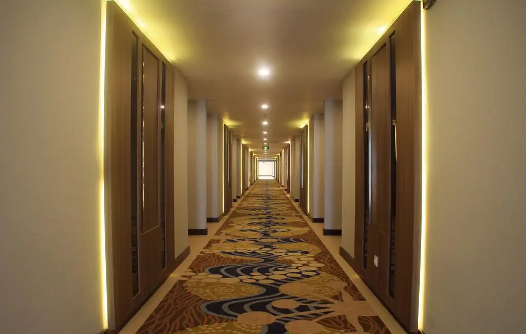 Sutan Raja Hotel & Convention Centre Kotamobagu