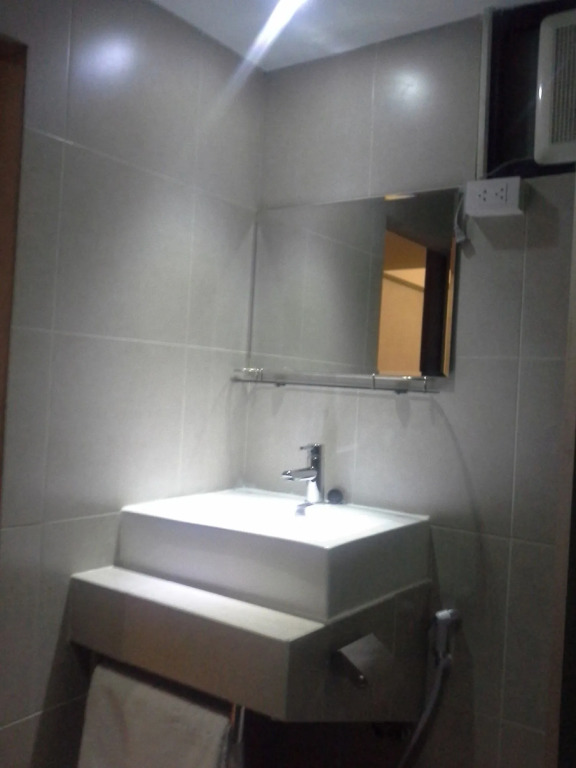 Thongtha Residence