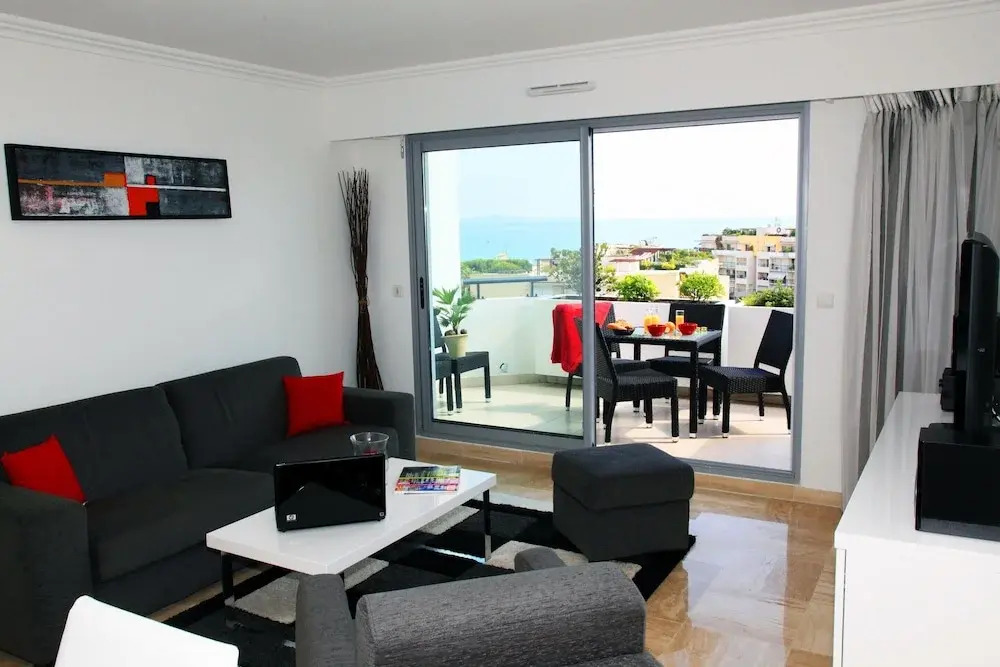 Apartment in Cote D'azur Near the Beach